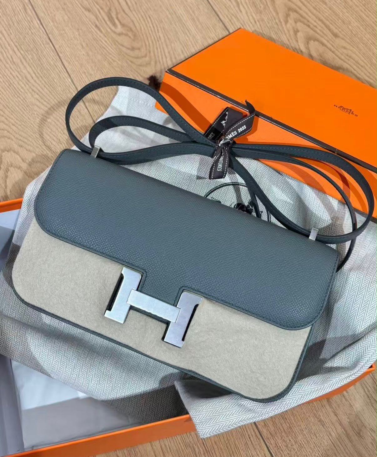 Constance shoulder bag